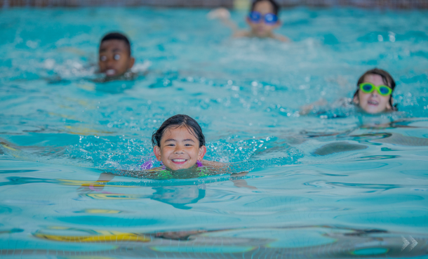 Kids Swimming 610x369