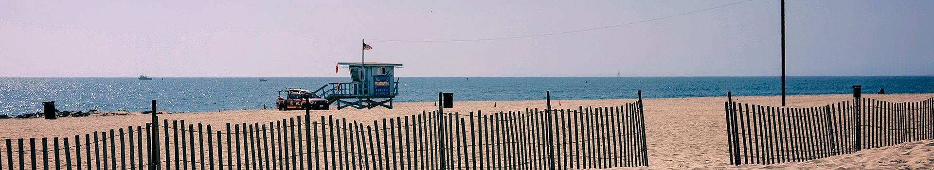 El Segundo Beach and Lifeguard Tower